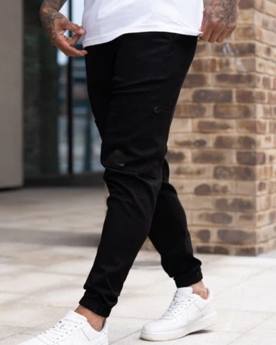 Pantalón Tipo Jogger con Cintura Ajustable para Hombres