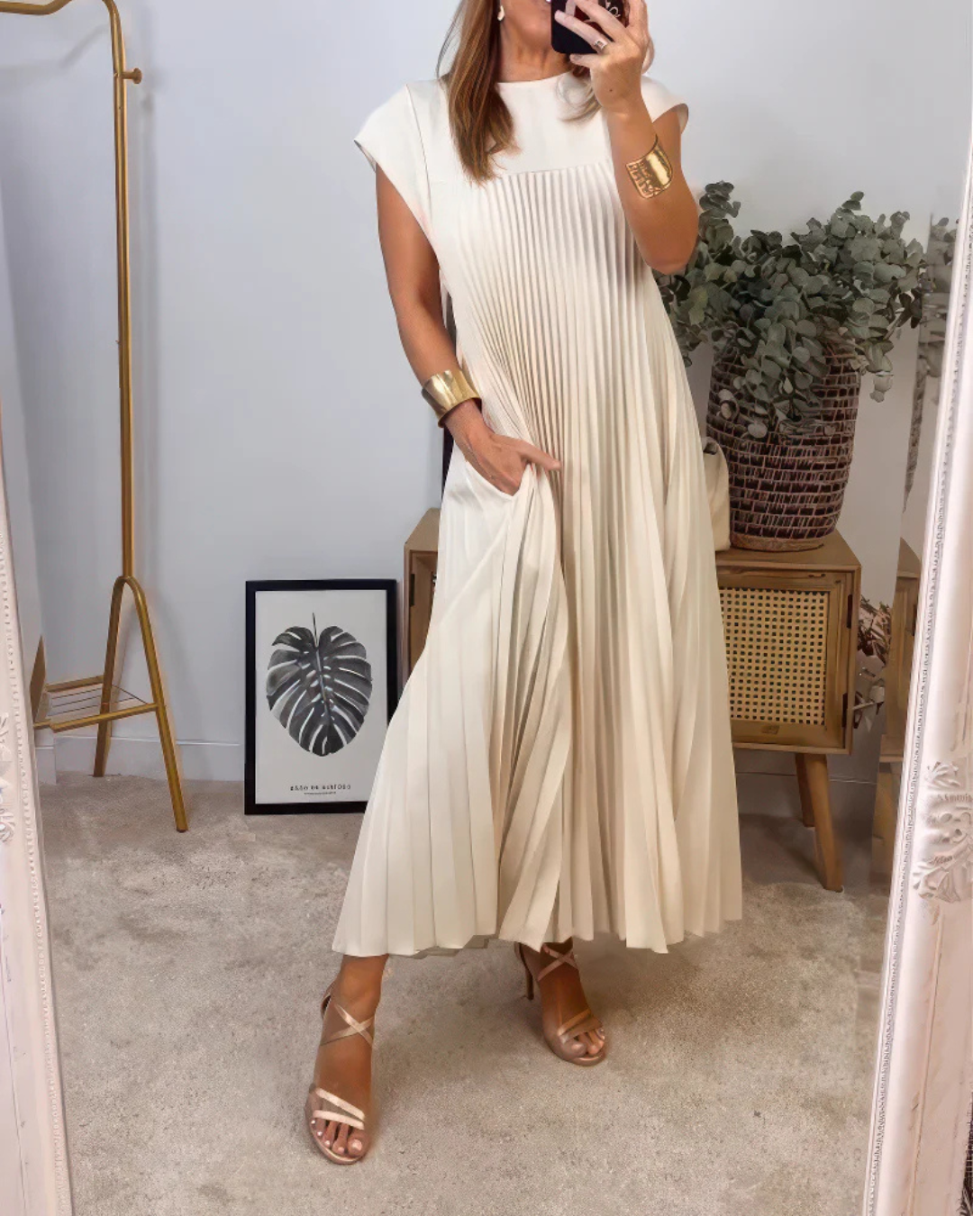 Vestido Largo Plisado con Estilo Elegante