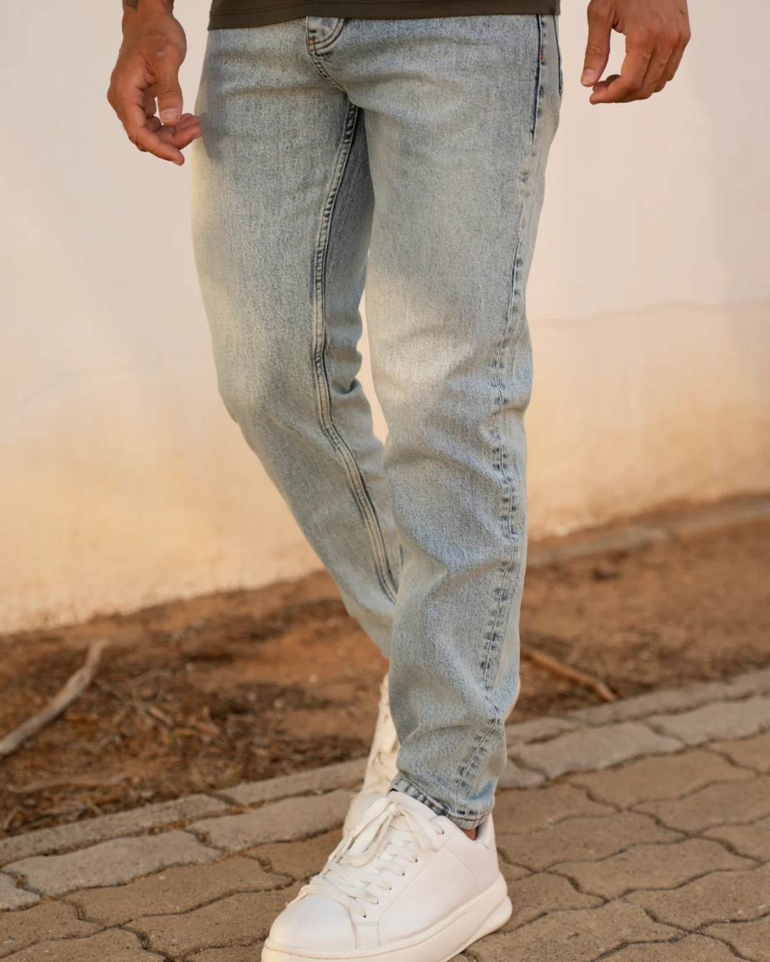 Jeans clásicos de corte recto para hombre