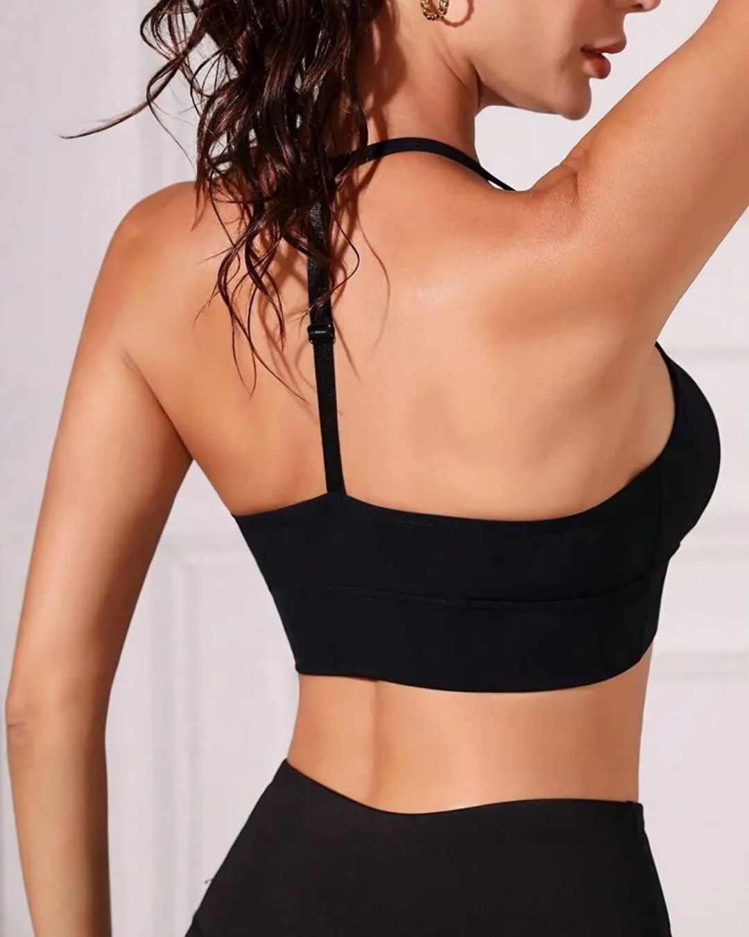 Sujetador deportivo sin costuras con escote halter y tejido elástico (OFERTA 2X1)