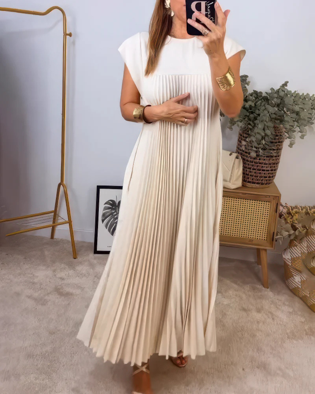 Vestido Largo Plisado con Estilo Elegante