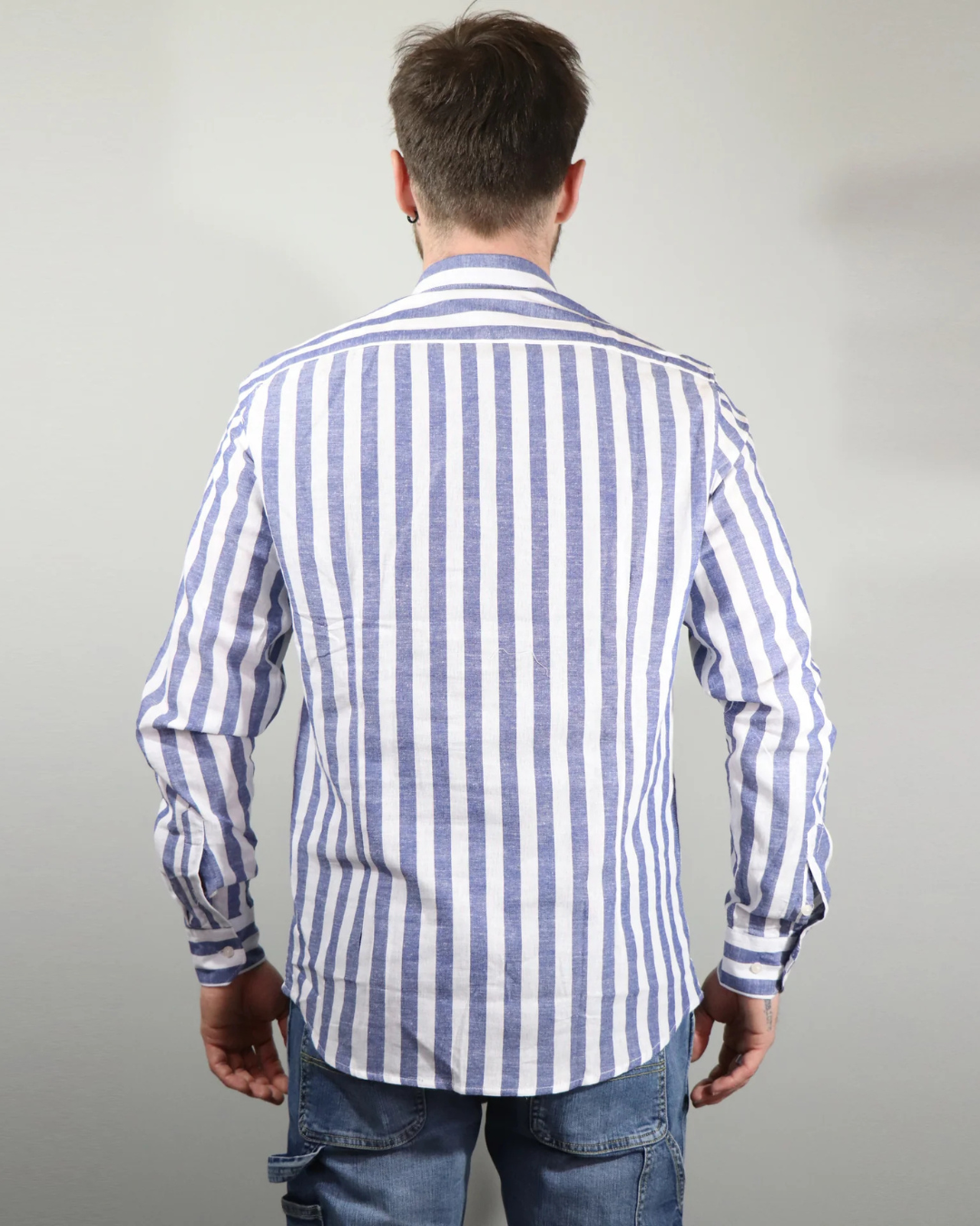 Camisa de Rayas Casuales para un Estilo Único y Sofisticado para Hombres