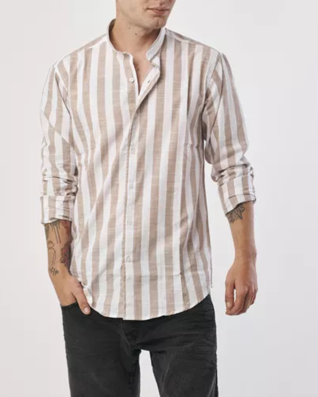 Camisa de Rayas Casuales para un Estilo Único y Sofisticado para Hombres