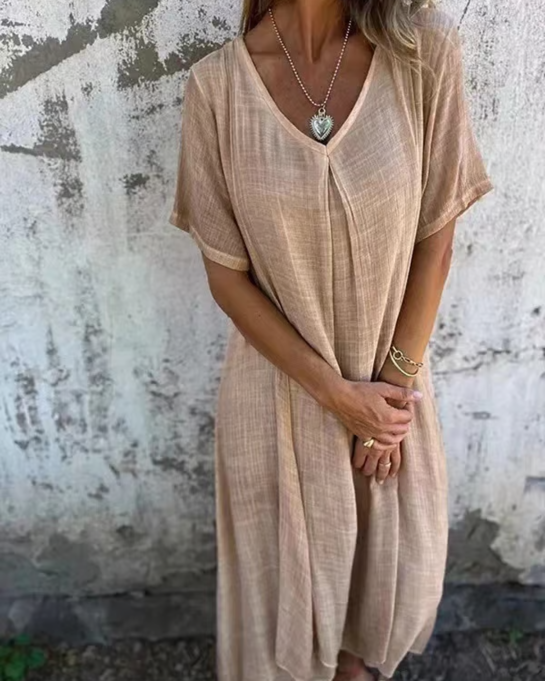 Vestido midi de algodón y lino con escote en V