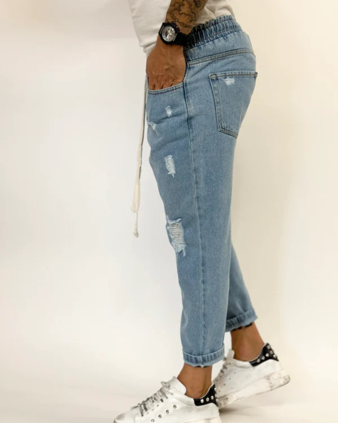Pantalón Recto con Cordones y Rasgaduras