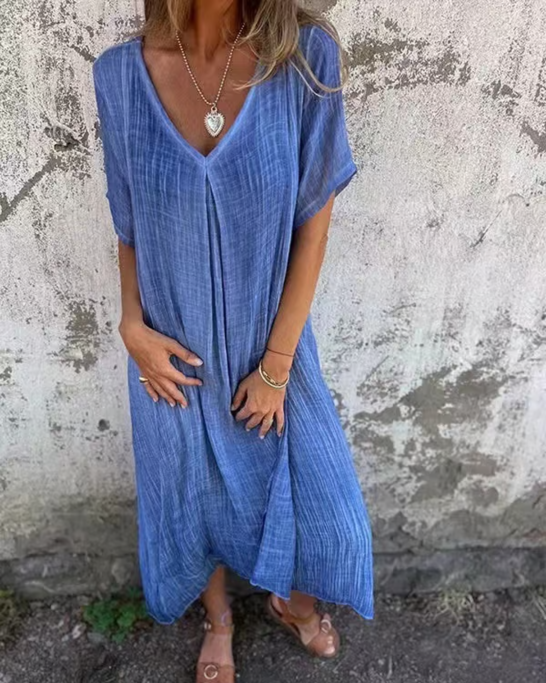 Vestido midi de algodón y lino con escote en V