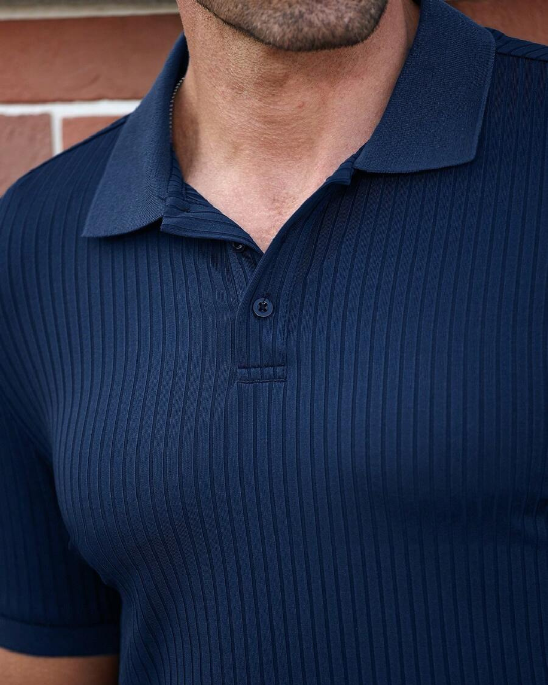 Camisa Clásica de Hombre con Cuello Alto y Tejido con Textura