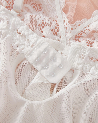 Body con transparencias y detalles de Encaje