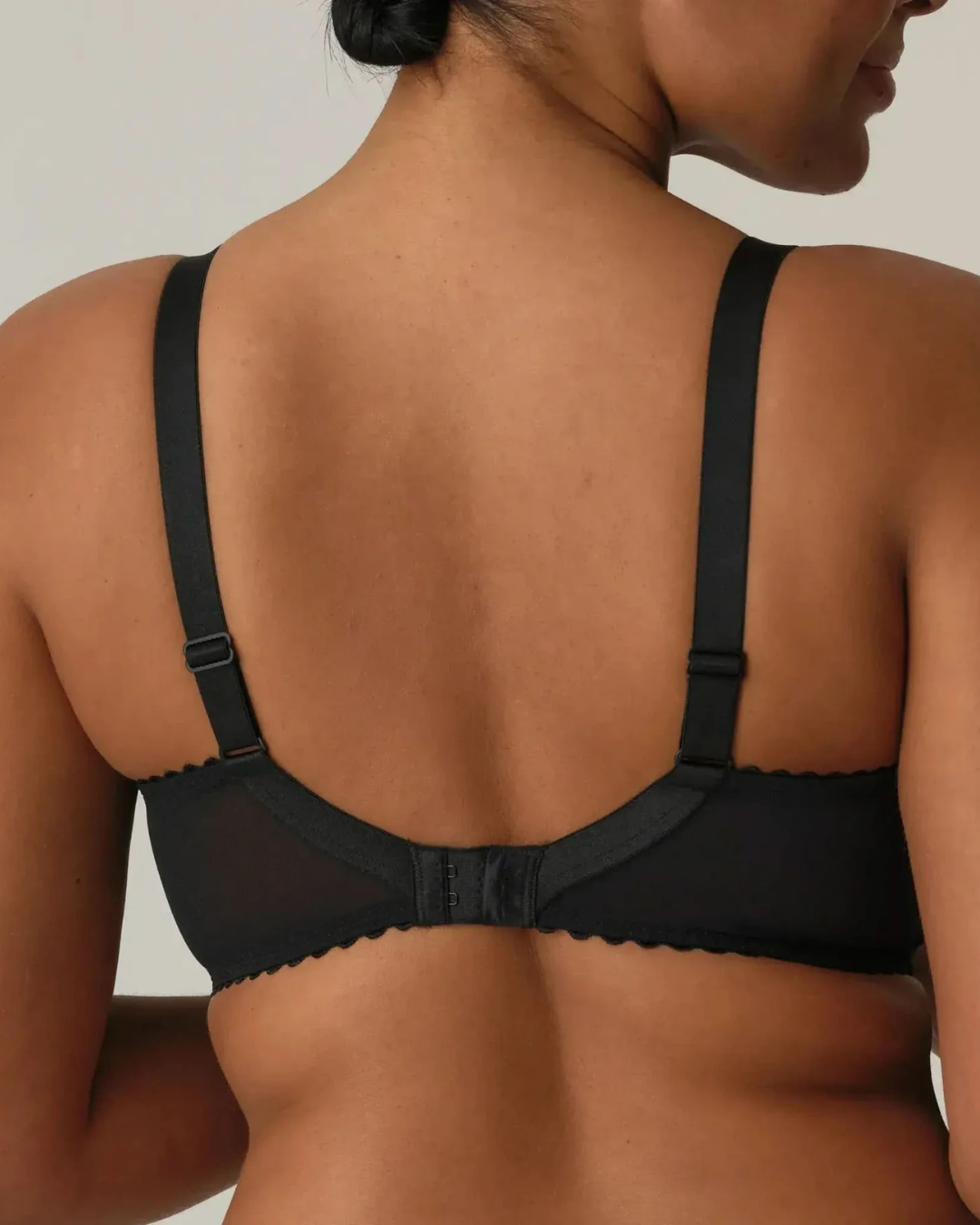 Sujetador de encaje con aros para mayor comodidad (OFERTA 2X1)