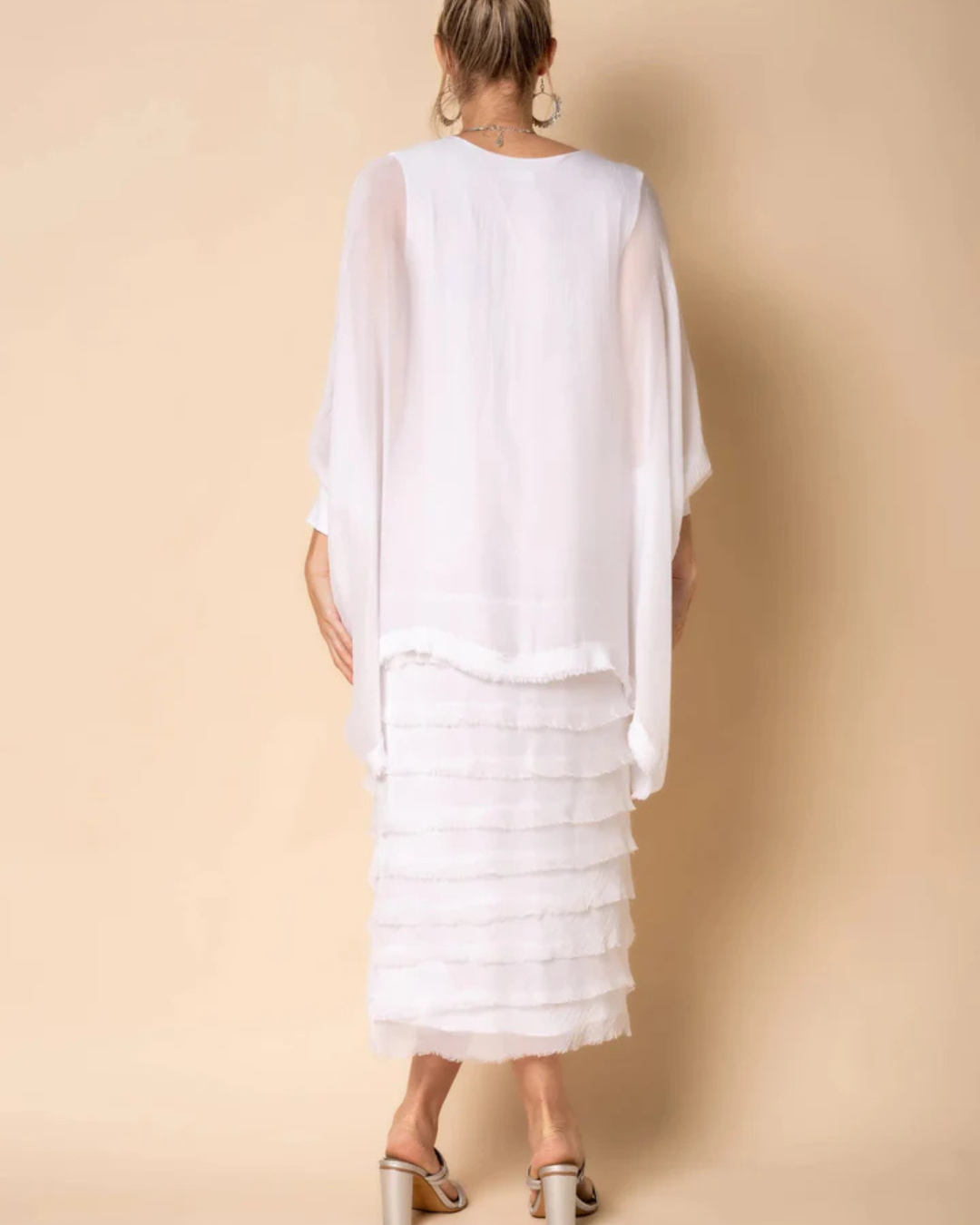 Vestido con Mangas Largas y Falda con Volantes