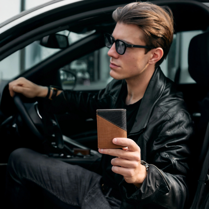 Billetera con Protección RFID y Expulsor Automático de Tarjetas